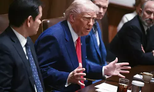 ಮುಂದುವರಿದ ಸುಂಕ ಸಮರ ; ಚೀನಾದ ಮೇಲಿನ ಸುಂಕ 145%ಕ್ಕೆ ಹೆಚ್ಚಿಸಿದ ಟ್ರಂಪ್