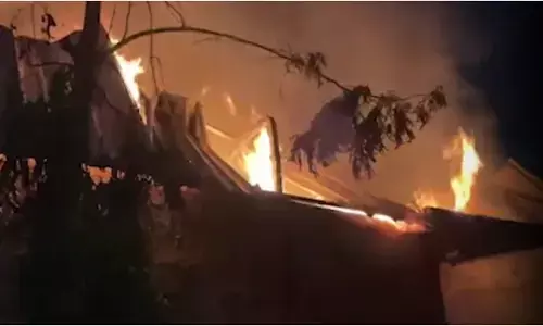 ಮಹಾರಾಷ್ಟ್ರ| ಅಲ್ಯೂಮಿನಿಯಂ ಹಾಳೆ ತಯಾರಿಸುವ ಕಾರ್ಖಾನೆಯಲ್ಲಿ ಬೆಂಕಿ ಅವಘಡ; ಐವರು ಮೃತ್ಯು, ಹಲವರಿಗೆ ಗಾಯ