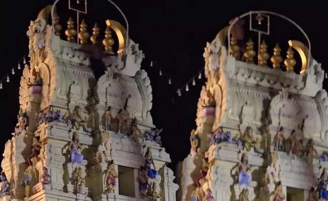 ಚಾಮರಾಜನಗರ: ದೇವಾಲಯದ ಗೋಪುರ ಏರಿ ಆತ್ಮಹತ್ಯೆಗೆ ಯತ್ನ; ವ್ಯಕ್ತಿಯನ್ನು ಕೆಳಗಿಳಿಸಿದ ಪೊಲೀಸರು