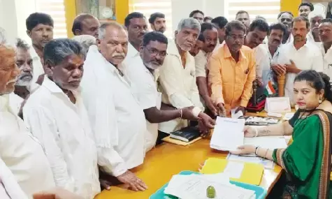 ರಾಜವಂಶಸ್ಥೆ ಪ್ರಮೋದಾದೇವಿ ತಕರಾರು ಅರ್ಜಿ ಬೆನ್ನಲ್ಲೇ ಸಿದ್ದಯ್ಯನಪುರವನ್ನು ಕಂದಾಯ ಗ್ರಾಮವಾಗಿಸಲು ಗ್ರಾಮಸ್ಥರ ಮನವಿ