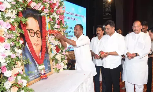 ಅಂಬೇಡ್ಕರ್ ರವರ ಸಂವಿಧಾನ ದೇಶದ ಎಲ್ಲ ಸಮಸ್ಯೆಗಳಿಗೆ ಔಷಧೀಯ ಗ್ರಂಥ: ಯು.ಟಿ.ಖಾದರ್