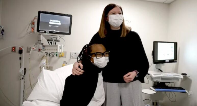 130 ದಿನಗಳ ಬಳಿಕ ಮಹಿಳೆಯ ದೇಹದಿಂದ ಹಂದಿಯ ಕಿಡ್ನಿ ಹೊರತೆಗೆದ ವೈದ್ಯರು