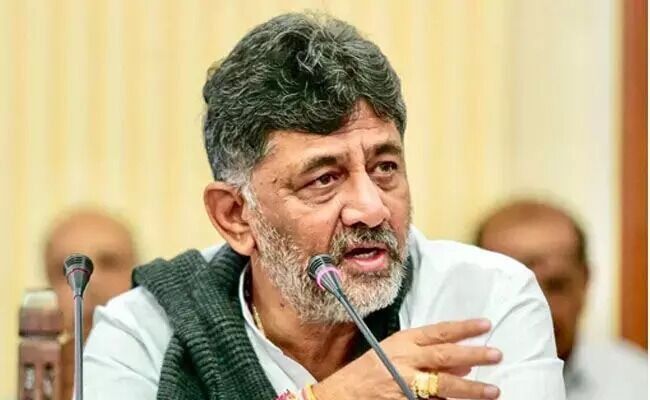 ಕುಮಾರಸ್ವಾಮಿ ತಮ್ಮ ಅನುಕೂಲಕ್ಕೆ ತಕ್ಕಂತೆ ಮಾತನಾಡುತ್ತಾರೆ : ಡಿ.ಕೆ.ಶಿವಕುಮಾರ್