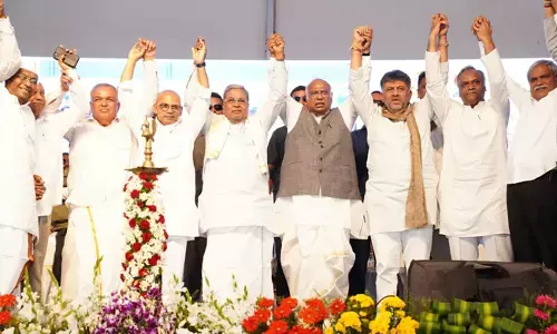 ಕಲಬುರಗಿ | ಕಲ್ಯಾಣ ಕರ್ನಾಟಕ ಉದ್ಯೋಗ ಮೇಳಕ್ಕೆ ಸಿಎಂ ಸಿದ್ದರಾಮಯ್ಯ ಚಾಲನೆ