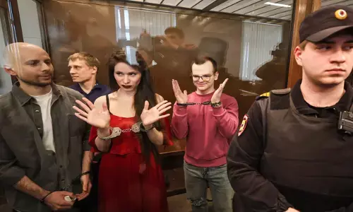 ರಶ್ಯ: ವಿರೋಧ ಪಕ್ಷದ ನಾಯಕ ನವಾಲ್ನಿಯ ಜತೆ ಸಂಪರ್ಕದಲ್ಲಿದ್ದ 4 ಪತ್ರಕರ್ತರಿಗೆ ಜೈಲುಶಿಕ್ಷೆ