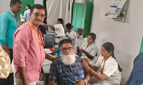 ಕಲಬುರಗಿ, ಯಾದಗಿರಿ ಜಿಲ್ಲೆಗಳಿಂದ ಹಜ್‌ಗೆ ತೆರಳುವ ಯಾತ್ರಾರ್ಥಿಗಳಿಗೆ ಲಸಿಕೆ