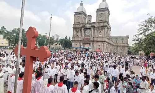 ಬೆಂಗಳೂರು ಸೇರಿ ಎಲ್ಲೆಡೆ ಗುಡ್ ಫ್ರೈಡೇ ಆಚರಣೆ