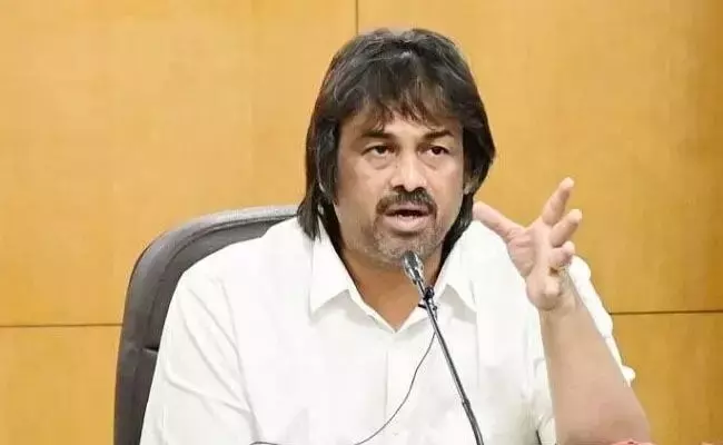 ಶಾಲಾ ಮಕ್ಕಳ ಊಟಕ್ಕಾಗಿ ಹೊಸ ಅಡುಗೆ ಪಾತ್ರೆ ವಿತರಣೆ: ಸಚಿವ ಮಧು ಬಂಗಾರಪ್ಪ