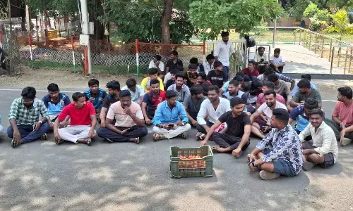 ಕಲಬುರಗಿ | ಕಳಪೆ ಆಹಾರ ಪೊರೈಕೆ ಆರೋಪ: ಹಾಸ್ಟೆಲ್ ವಿದ್ಯಾರ್ಥಿಗಳಿಂದ ಪ್ರತಿಭಟನೆ