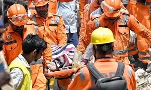 ಹೊಸದಿಲ್ಲಿ | ನಾಲ್ಕು ಅಂತಸ್ತಿನ ಕಟ್ಟಡ ಕುಸಿತ ಪ್ರಕರಣ : ಮೃತರ ಸಂಖ್ಯೆ 11ಕ್ಕೆ ಏರಿಕೆ