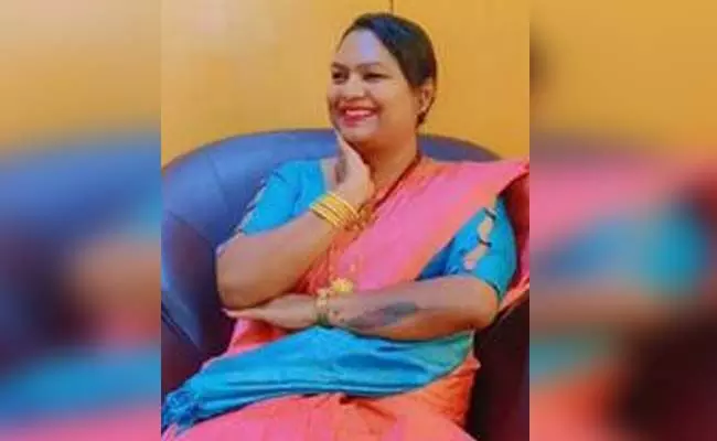 ಬೆಂಗಳೂರು: ಮೂರು ತಿಂಗಳ ಹಿಂದೆಯಷ್ಟೇ ವಿವಾಹವಾಗಿದ್ದ ಮಂಗಳಮುಖಿ ನಾಯಕಿಯ ಹತ್ಯೆ