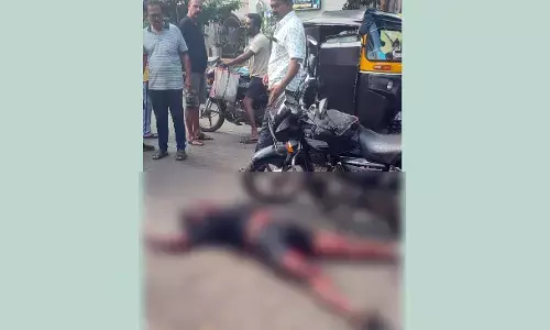 ಕಾರವಾರ |  ನಗರಸಭೆ ಮಾಜಿ ಸದಸ್ಯನನ್ನು ಚಾಕುವಿನಿಂದ ಇರಿದು ಕೊಲೆ