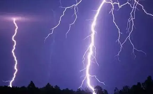 ಲಿಂಗಸುಗೂರು | ಸಿಡುಲು ಬಡಿದು ವ್ಯಕ್ತಿಗೆ ಗಂಭೀರ ಗಾಯ