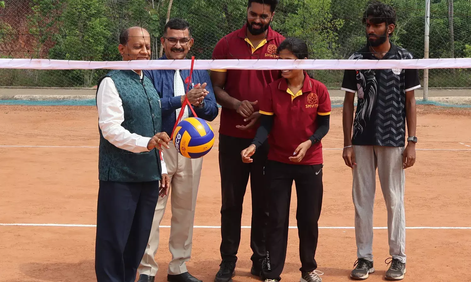 ಮಂಗಳೂರು ವಲಯ ತಾಂತ್ರಿಕ ವಿದ್ಯಾಲಯಗಳ ವಾಲಿಬಾಲ್ ಪಂದ್ಯಾಟಕ್ಕೆ ಚಾಲನೆ