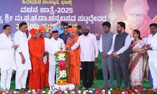 ಡಾ.ಚನ್ನಬಸವ ಪಟ್ಟದ್ದೇವರು ಮನುಕುಲದ ಕಲ್ಯಾಣಕ್ಕೆ ಶ್ರಮಿಸಿರುವುದು ಶ್ಲಾಘನೀಯ ಕಾರ್ಯ : ರಾಜ್ಯಪಾಲ ಗೆಹ್ಲೋಟ್