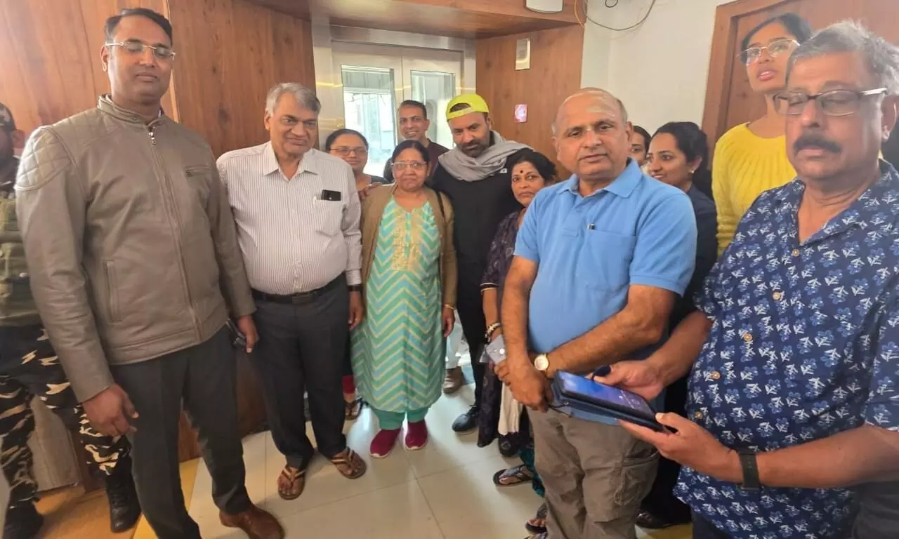 ಕಾಶ್ಮೀರದಲ್ಲಿ ಕನ್ನಡಿಗರಿಗೆ ನೆರವು;‌ ಸಚಿವ ಸಂತೋಷ್ ಲಾಡ್‌ ಗೆ ಧನ್ಯವಾದ ಹೇಳಿದ ಪ್ರವಾಸಿಗರು