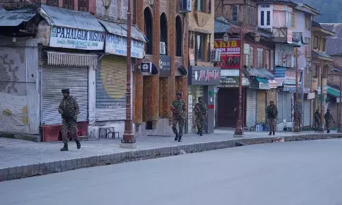 ಬಾರಾಮುಲ್ಲಾದಲ್ಲಿ ಭದ್ರತಾ ಪಡೆಗಳಿಂದ ಇಬ್ಬರು ಭಯೋತ್ಪಾದಕರ ಹತ್ಯೆ