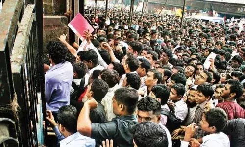 ರಾಜಸ್ಥಾನದಲ್ಲಿ ಜವಾನ ಹುದ್ದೆಗೆ ಪಿಎಚ್ಡಿ, ಎಂಬಿಎ ಹಾಗೂ ಯುಪಿಎಸ್ಸಿ ಅಭ್ಯರ್ಥಿಗಳಿಂದಲೂ ಅರ್ಜಿ!