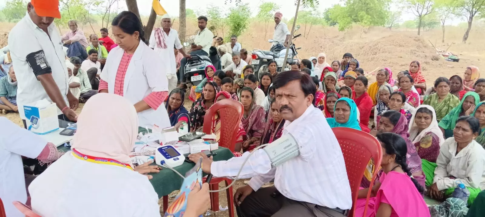 ಕಲಬುರಗಿ: ನರೇಗಾ ಕೂಲಿಕಾರರಿಗೆ ಆರೋಗ್ಯ ತಪಾಸಣೆ ಶಿಬಿರ