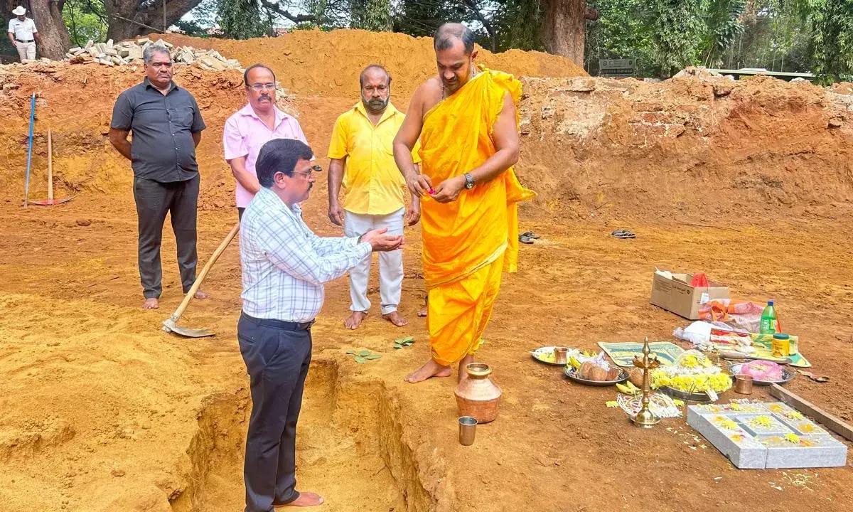 ಕುಂದಾಪುರ: ನೂತನ ನಿರೀಕ್ಷಣಾ ಮಂದಿರ ಕಾಮಗಾರಿಗೆ ಭೂಮಿ ಪೂಜೆ