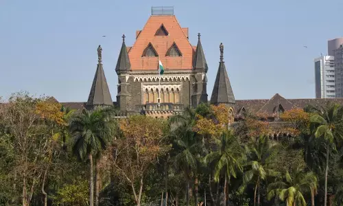 ಬದ್ಲಾಪುರ ಆರೋಪಿ ಎನ್‌ಕೌಂಟರ್; ಪೊಲೀಸರ ವಿರುದ್ಧ ಎಫ್‌ಐಆರ್ ದಾಖಲಿಸದ ಮಹಾರಾಷ್ಟ್ರ ಸರಕಾರಕ್ಕೆ ಹೈಕೋರ್ಟ್ ತರಾಟೆ