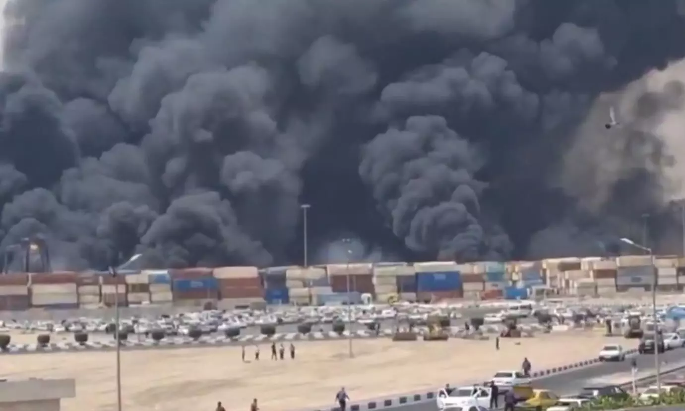 ಇರಾನಿನ ಶಾಹಿದ್ ರಾಜೀ ಬಂದರಿನಲ್ಲಿ ಭಾರೀ ಸ್ಪೋಟ; ಕನಿಷ್ಠ 400 ಮಂದಿಗೆ ಗಾಯ ಇರಾನಿನ ಶಾಹಿದ್ ರಾಜೀ ಬಂದರಿನಲ್ಲಿ ಭಾರೀ ಸ್ಪೋಟ; ಕನಿಷ್ಠ 400 ಮಂದಿಗೆ ಗಾಯ