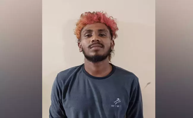 ಆನೇಕಲ್‍ | ಪೊಲೀಸರಿಗೆ ಹೆದರಿ ನ್ಯಾಯಾಧೀಶರ ಕೊಠಡಿಗೆ ನುಗ್ಗಿದ ರೌಡಿಶೀಟರ್ ಬಂಧನ