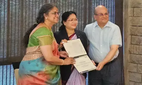 ಡಾ. ಸವಿತಾ ಕಾಮತ್‌ಗೆ ಐಐಎಂಬಿಯಲ್ಲಿ ಅಗ್ರಸ್ಥಾನ