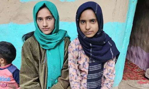 ಪಹಲ್ಗಾಮ್ ಭಯೋತ್ಪಾದಕ ದಾಳಿ ವೇಳೆ ಪರಾರಿಯಾಗಲು ಪ್ರಯತ್ನಿಸದೆ ಪ್ರವಾಸಿಗಳ ರಕ್ಷಣೆಗೆ ಮುಂದಾದ ಹದಿಹರೆಯದ ಸೋದರಿಯರು!