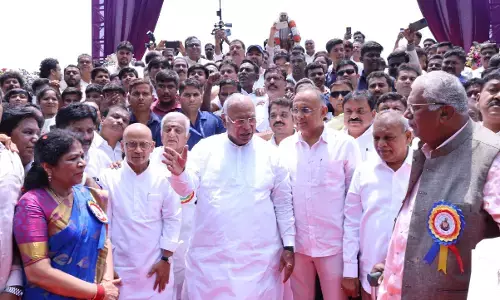 ಶಿಕ್ಷಣ, ಆರೋಗ್ಯ ಕ್ಷೇತ್ರದಲ್ಲಿ ಕರ್ನಾಟಕ ಮುಂಚೂಣಿ : ಮಲ್ಲಿಕಾರ್ಜುನ ಖರ್ಗೆ