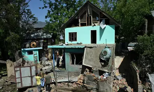 ಪಹಲ್ಗಾಮ್ ಭಯೋತ್ಪಾದಕ ದಾಳಿ ಪ್ರಕರಣ | ಮೂವರು ಶಂಕಿತ ಭಯೋತ್ಪಾದಕರ ಮನೆಗಳು ನೆಲಸಮ