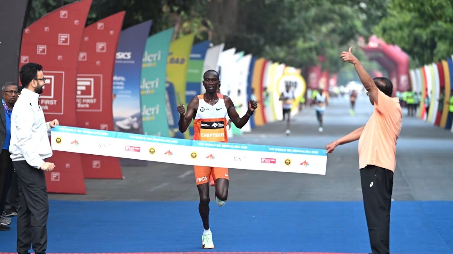ಟಿಸಿಎಸ್ ವರ್ಲ್ಡ್ 10ಕೆ ಬೆಂಗಳೂರು-2025: ಜೋಶುವಾ ಚೆಪ್ಟೆಗೆಯ್, ಸಾರಾ ಚೆಲಂಗಾಟ್ಗೆ ಪ್ರಶಸ್ತಿ