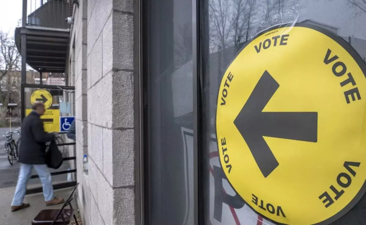 ಕೆನಡಾದಲ್ಲಿ ಚುನಾವಣೆ; ನಾಳೆ ಫಲಿತಾಂಶದ ನಿರೀಕ್ಷೆ