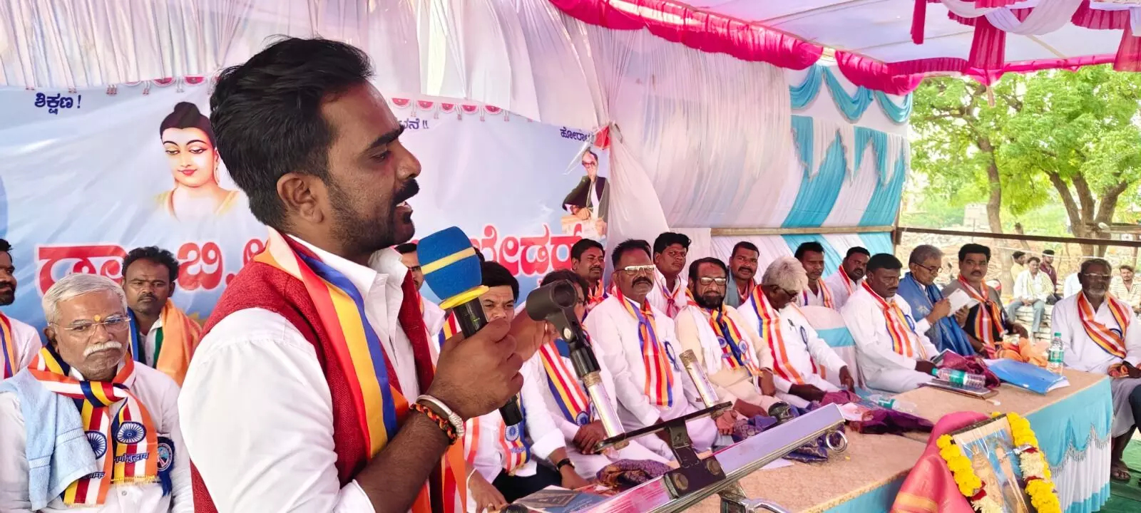 ಕಲಬುರಗಿ | ಸಂವಿಧಾನವನ್ನು ಅರಿತು ಜಾಗೃತರಾಗಬೇಕು : ಡಾ.ಕರಿಗೂಳೇಶ್ವರ ಫರತಾಬಾದ ಕಲಬುರಗಿ | ಸಂವಿಧಾನವನ್ನು ಅರಿತು ಜಾಗೃತರಾಗಬೇಕು : ಡಾ.ಕರಿಗೂಳೇಶ್ವರ ಫರತಾಬಾದ