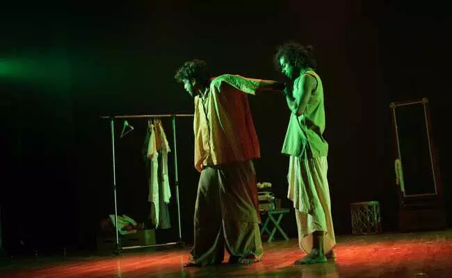 ಆರೆಸ್ಸೆಸ್ನ ಸಾಂಸ್ಕೃತಿಕ ಘಟಕ ಸಂಸ್ಕಾರ ಭಾರತಿಯ ವಿರೋಧ: ಜೈಪುರದಲ್ಲಿ ಸಲಿಂಗ ಸಂಬಂಧ ಕುರಿತ ನೃತ್ಯ ಕಾರ್ಯಕ್ರಮ ರದ್ದು ಆರೆಸ್ಸೆಸ್ನ ಸಾಂಸ್ಕೃತಿಕ ಘಟಕ ಸಂಸ್ಕಾರ ಭಾರತಿಯ ವಿರೋಧ: ಜೈಪುರದಲ್ಲಿ ಸಲಿಂಗ ಸಂಬಂಧ ಕುರಿತ ನೃತ್ಯ ಕಾರ್ಯಕ್ರಮ ರದ್ದು