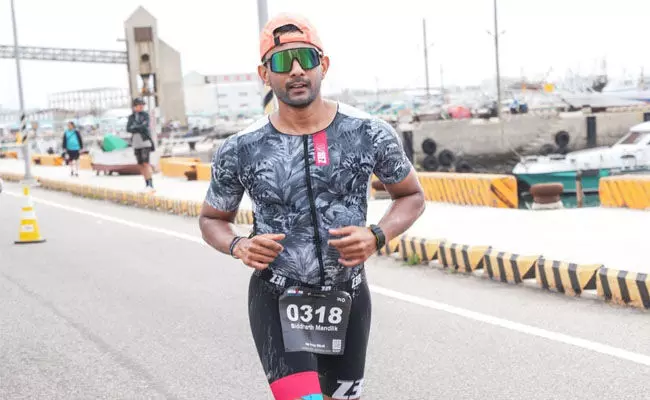 ತೈವಾನ್ ಟ್ರಯಥ್ಲಾನ್-2025: ಮಹತ್ವದ ಮೈಲಿಗಲ್ಲು ತಲುಪಿದ ಸಿದ್ಧಾರ್ಥ್ ಮಾಂಡಲಿಕ್ ತೈವಾನ್ ಟ್ರಯಥ್ಲಾನ್-2025: ಮಹತ್ವದ ಮೈಲಿಗಲ್ಲು ತಲುಪಿದ ಸಿದ್ಧಾರ್ಥ್ ಮಾಂಡಲಿಕ್