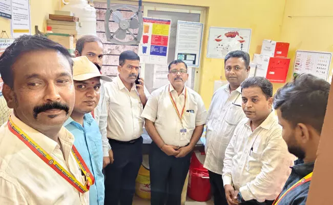 ವಿಜಯನಗರ | ಪ್ರಾಥಮಿಕ ಆರೋಗ್ಯ ಕೇಂದ್ರದಲ್ಲಿ ಹೊಸ ಟಿಬಿ ಕಾಯಿಲೆಯ ತ್ವರಿತ ಪತ್ತೆಯ ಕಫ ಪರೀಕ್ಷೆ ಯಂತ್ರ ಲೋಕಾರ್ಪಣೆ ವಿಜಯನಗರ | ಪ್ರಾಥಮಿಕ ಆರೋಗ್ಯ ಕೇಂದ್ರದಲ್ಲಿ ಹೊಸ ಟಿಬಿ ಕಾಯಿಲೆಯ ತ್ವರಿತ ಪತ್ತೆಯ ಕಫ ಪರೀಕ್ಷೆ ಯಂತ್ರ ಲೋಕಾರ್ಪಣೆ