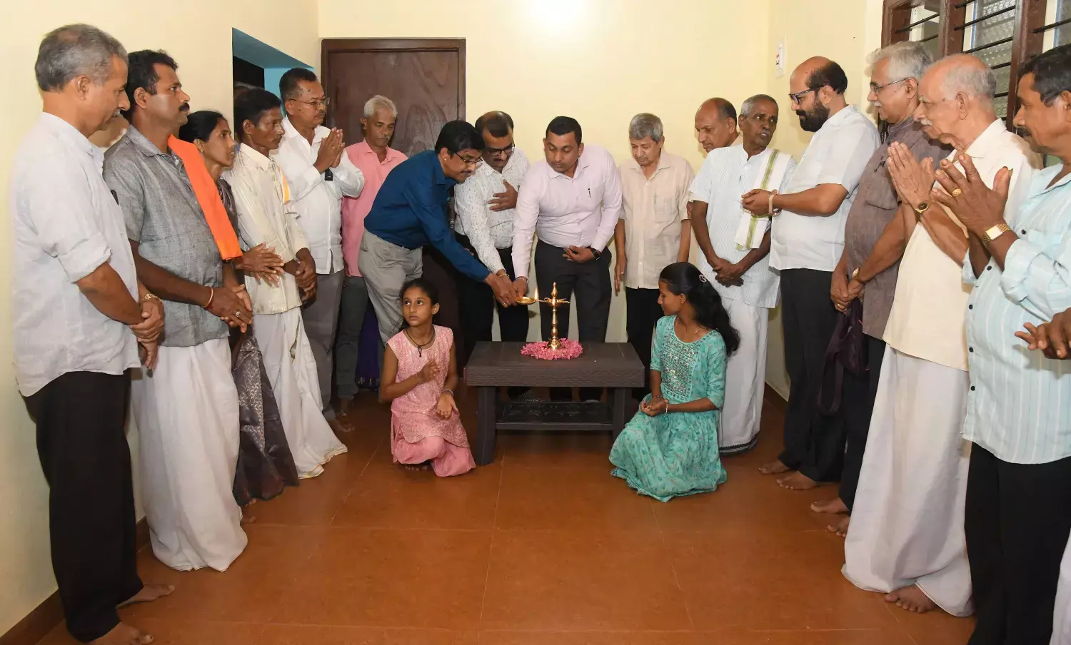 ರೆಂಜಾಳ: ವಿದ್ಯಾಪೋಷಕ್‌ನ 69ನೇ ಮನೆ ಫಲಾನುಭವಿಗೆ ಹಸ್ತಾಂತರ