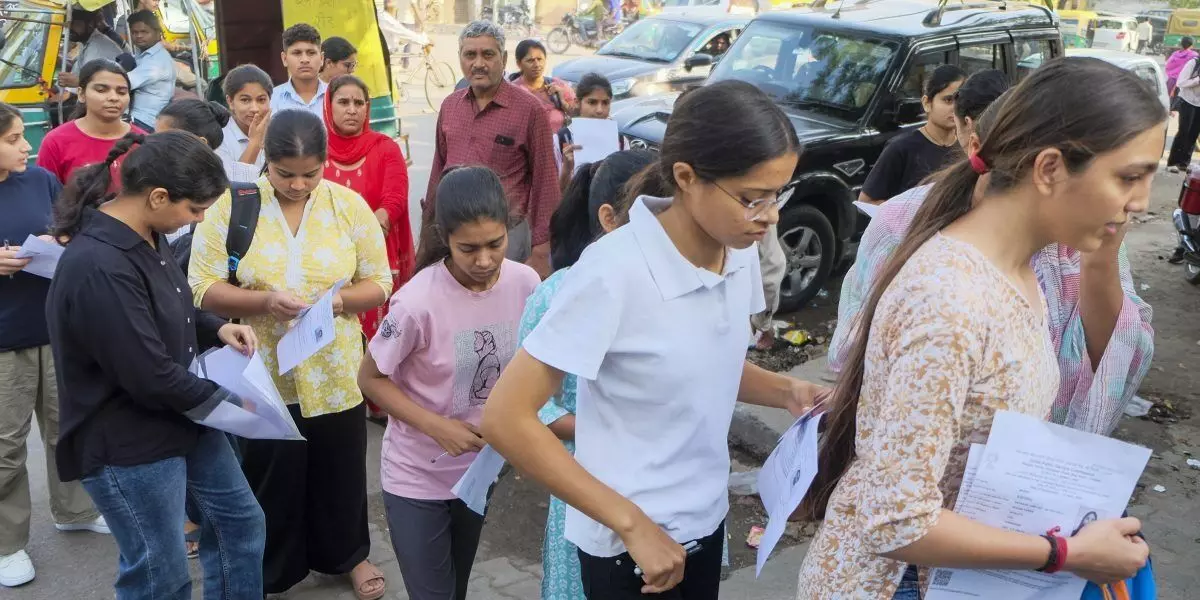 ಕೇಂದ್ರ ಲೋಕಸೇವಾ ಆಯೋಗಕ್ಕೆ ಅಧ್ಯಕ್ಷರೇ ಇಲ್ಲ! ಕೇಂದ್ರ ಲೋಕಸೇವಾ ಆಯೋಗಕ್ಕೆ ಅಧ್ಯಕ್ಷರೇ ಇಲ್ಲ!