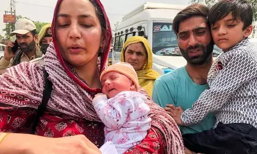 ಮುಂದಿನ ಆದೇಶದವರೆಗೂ ದೇಶ ತೊರೆಯಲು ಪಾಕಿಸ್ತಾನದ ಪ್ರಜೆಗಳಿಗೆ ಅವಕಾಶ ನೀಡಿದ ಭಾರತ!