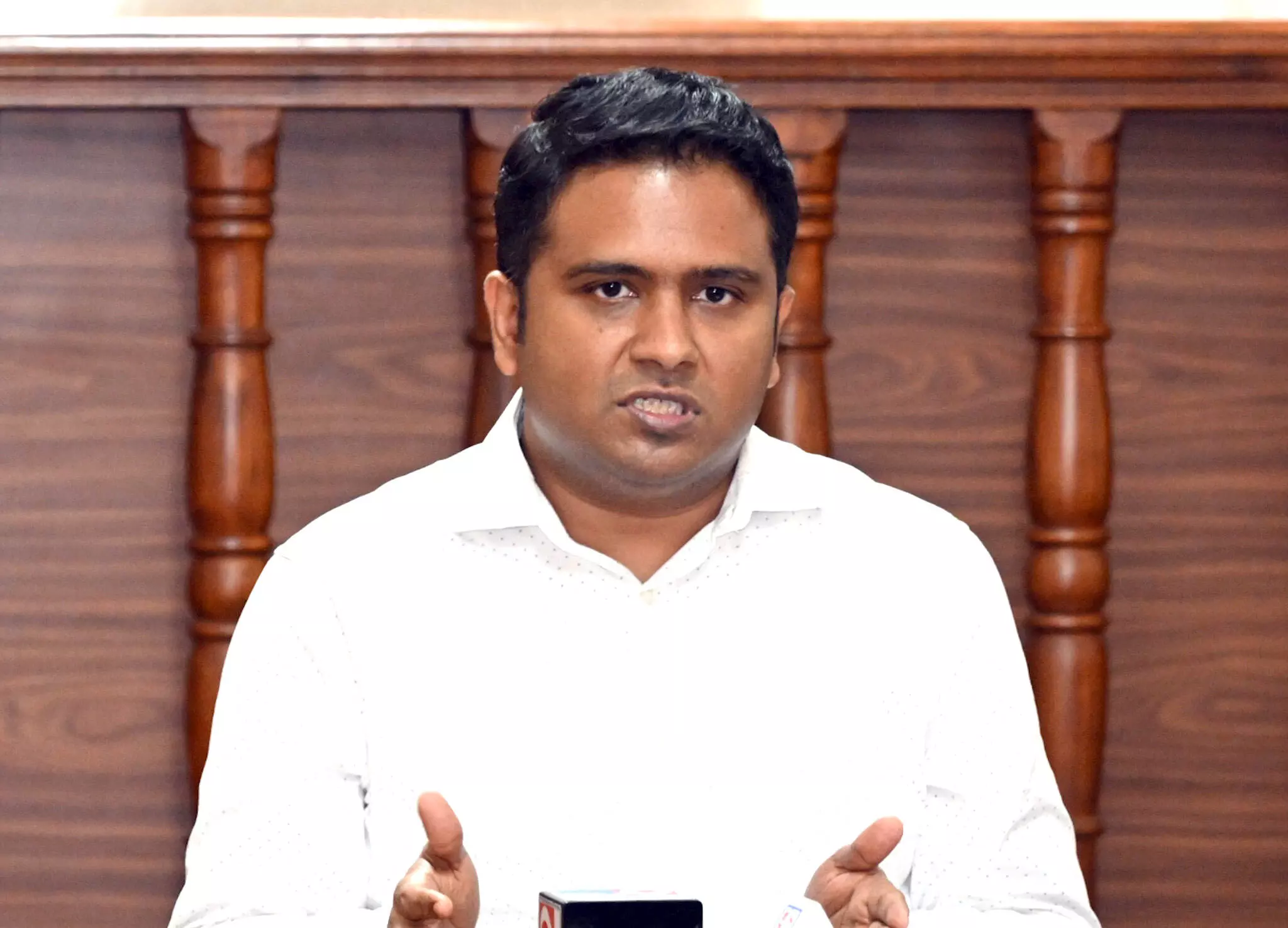 ಮಂಗಳೂರು ಕಮಿಷನರೇಟ್ ವ್ಯಾಪ್ತಿಯಲ್ಲಿ ಮೇ 4ರ ಬೆಳಗ್ಗೆ 6ರವರೆಗೆ ಮದ್ಯದಂಗಡಿಗಳನ್ನು ಮುಚ್ಚಲು ಆದೇಶ