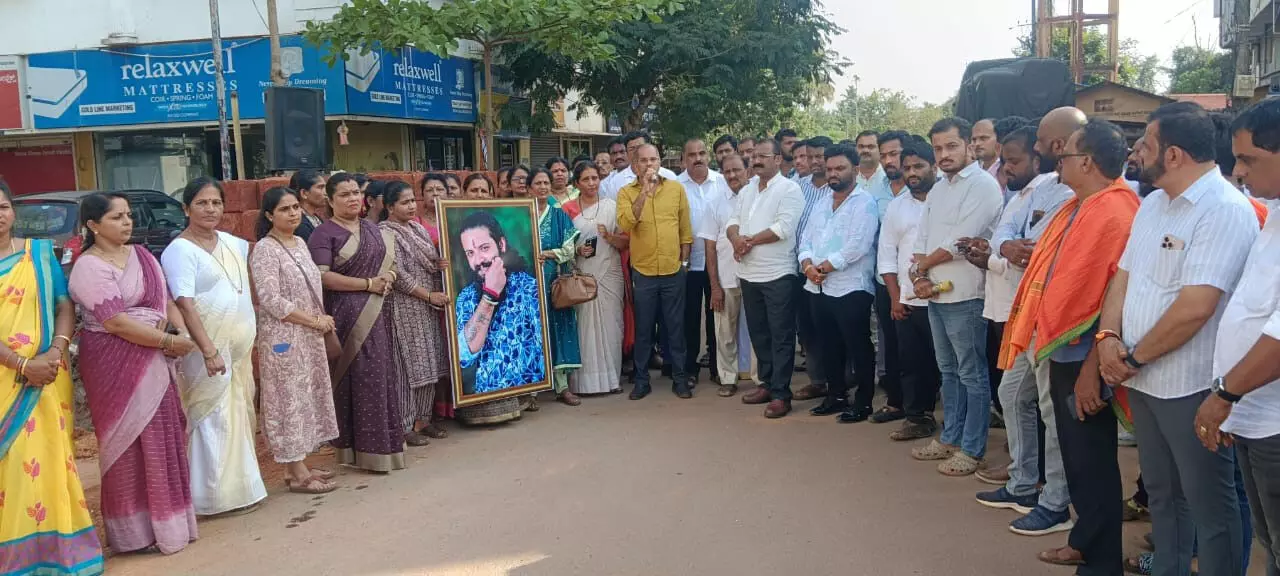 ಸುಹಾಸ್ ಶೆಟ್ಟಿ ಹತ್ಯೆ ವಿರೋಧಿಸಿ ಬಿಜೆಪಿಯಿಂದ ಖಂಡನಾ ಸಭೆ ಸುಹಾಸ್ ಶೆಟ್ಟಿ ಹತ್ಯೆ ವಿರೋಧಿಸಿ ಬಿಜೆಪಿಯಿಂದ ಖಂಡನಾ ಸಭೆ