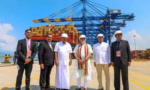 ವಿಳಿಂಜಮ್ ಬಂದರಿನ ಉದ್ಘಾಟನೆಯಲ್ಲಿ ಪಿಣರಾಯಿ,ತರೂರ್ ಉಪಸ್ಥಿತಿ; ಹಲವರಿಗೆ ನಿದ್ದೆಯಿಲ್ಲದ ರಾತ್ರಿಗಳನ್ನು ನೀಡಲಿದೆ ಎಂದು ಇಂಡಿಯಾ ಮೈತ್ರಿಕೂಟಕ್ಕೆ ಕುಟುಕಿದ ಪ್ರಧಾನಿ