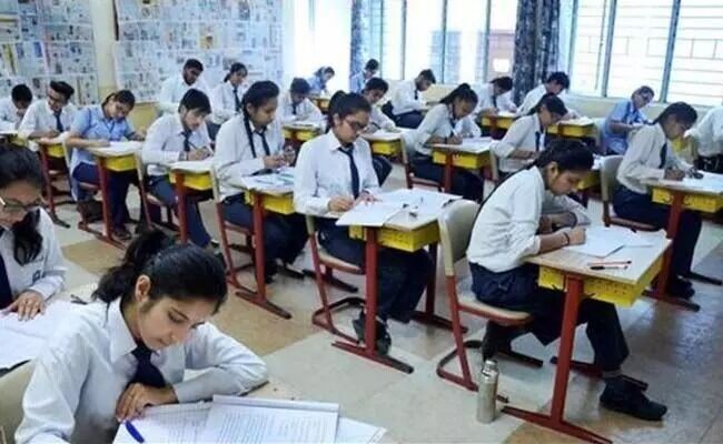 ಎಸೆಸೆಲ್ಸಿ ಪರೀಕ್ಷೆ-2ರ ವೇಳಾಪಟ್ಟಿ ಪ್ರಕಟ: ಮೇ 25ರಿಂದ ಪರೀಕ್ಷೆ ಆರಂಭ