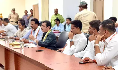 ವಿಜಯನಗರ‌ ಜಿಲ್ಲಾ ಕ್ರೀಡಾಂಗಣ ಪರಿಶೀಲನೆ ನಡೆಸಿದ ಸಚಿವ ಝಮೀರ್‌ ಅಹ್ಮದ್