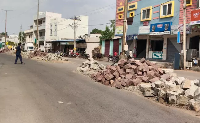 ಯಾದಗಿರಿ | ಕೆಕೆಆರ್‌ಡಿಬಿ ಮ್ಯಾಕ್ರೋ ಯೋಜನೆಯಡಿ ನಗರದಲ್ಲಿ ಅಭಿವೃದ್ಧಿ ಕಾರ್ಯಗಳಲ್ಲಿ ಭ್ರಷ್ಟಾಚಾರ : ಕರವೇ ಆರೋಪ