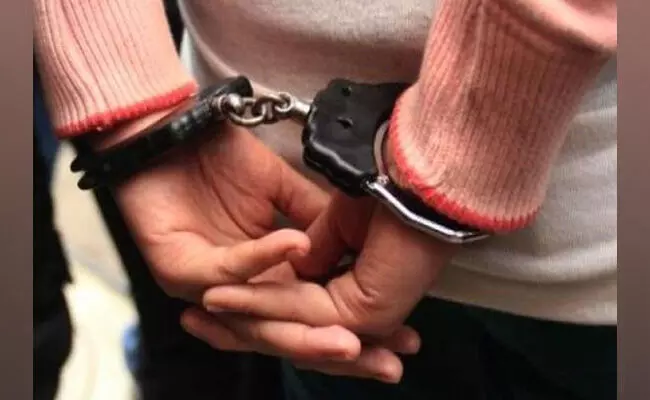 ಕಲಬುರಗಿ | ಅನೈತಿಕ ಸಂಬಂಧ ಆರೋಪ : ಪತ್ನಿಯನ್ನು ಕೊಲೆಗೈದ ಪತಿಯ ಬಂಧನ