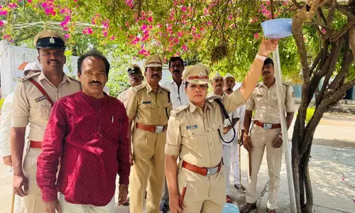 ಕಲಬುರಗಿ ಕೇಂದ್ರ ಕಾರಾಗೃಹದಲ್ಲಿ ಪಕ್ಷಿಗಳಿಗೆ ನೀರುಣಿಸುವ ಕಾರ್ಯಕ್ರಮಕ್ಕೆ ಚಾಲನೆ