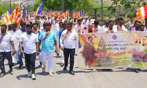 ಯಾದಗಿರಿ | ಬಿಹಾರದ ಮಹಾಬೋಧಿ ಮಹಾವಿಹಾರದ ಆಡಳಿತವನ್ನು ಬೌದ್ಧರಿಗೆ ನೀಡಲು ಆಗ್ರಹಿಸಿ ಪ್ರತಿಭಟನೆ
