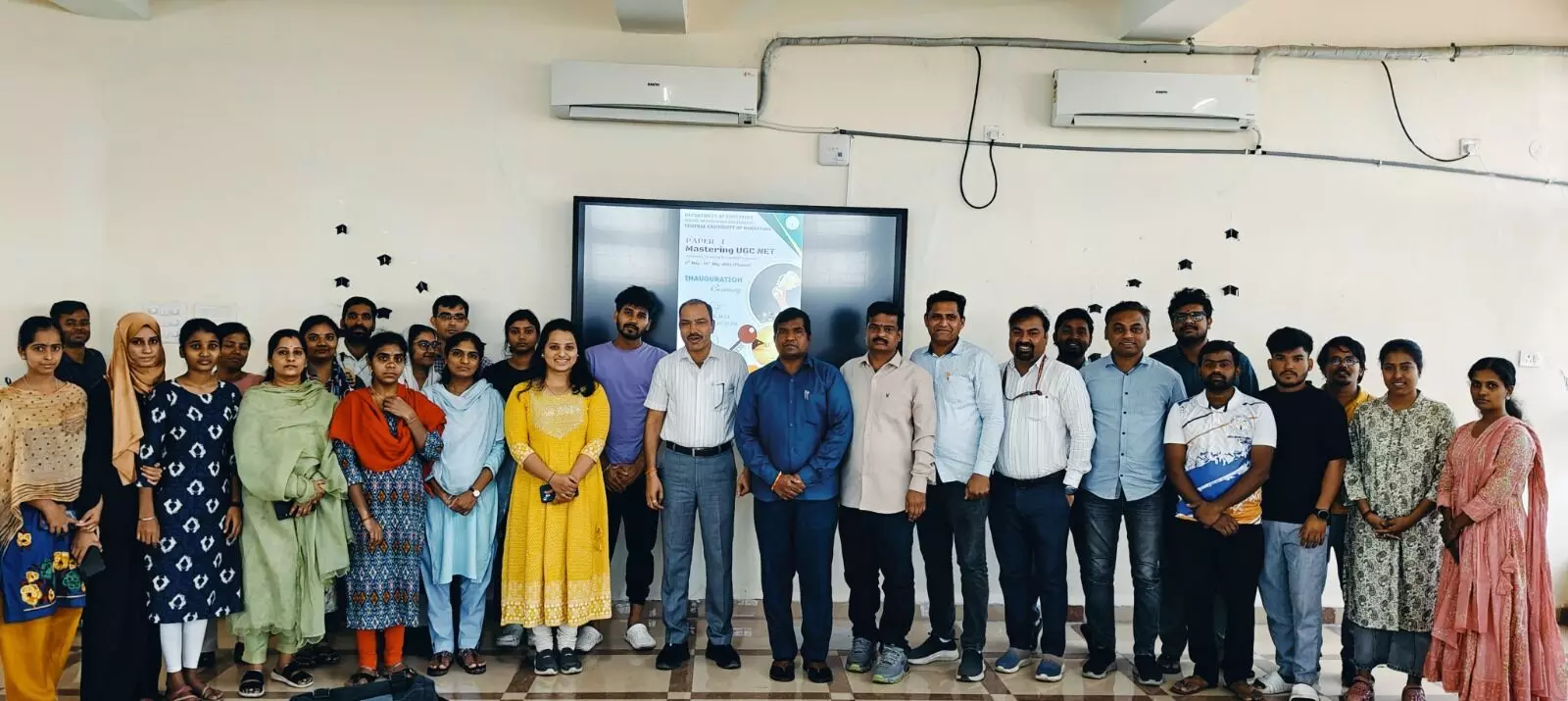 ಕಲಬುರಗಿ | ಸಿಯುಕೆಯಲ್ಲಿ ಯುಜಿಸಿ- ಜೆಆರ್ಎಫ್-ನೆಟ್ ತರಬೇತಿ ಕಾರ್ಯಗಾರ ಉದ್ಘಾಟನೆ ಕಲಬುರಗಿ | ಸಿಯುಕೆಯಲ್ಲಿ ಯುಜಿಸಿ- ಜೆಆರ್ಎಫ್-ನೆಟ್ ತರಬೇತಿ ಕಾರ್ಯಗಾರ ಉದ್ಘಾಟನೆ